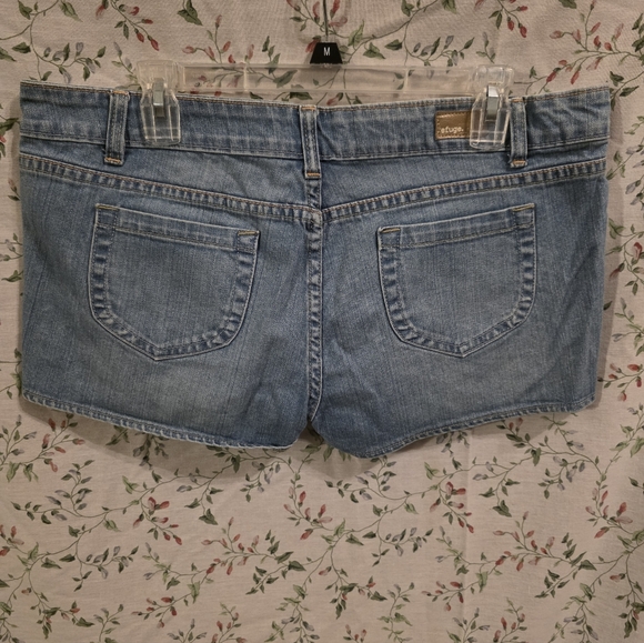 Denim and Plaid Women's Shorts Collection - Picture 6 of 16
